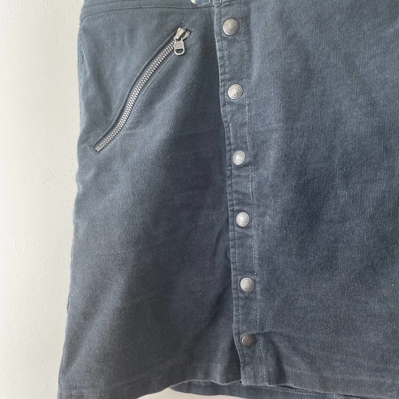 KUHL Green Button Down Corduroy Straight Skirt w 2 Front Zipped Pockets - 14 - Picture 6 of 10